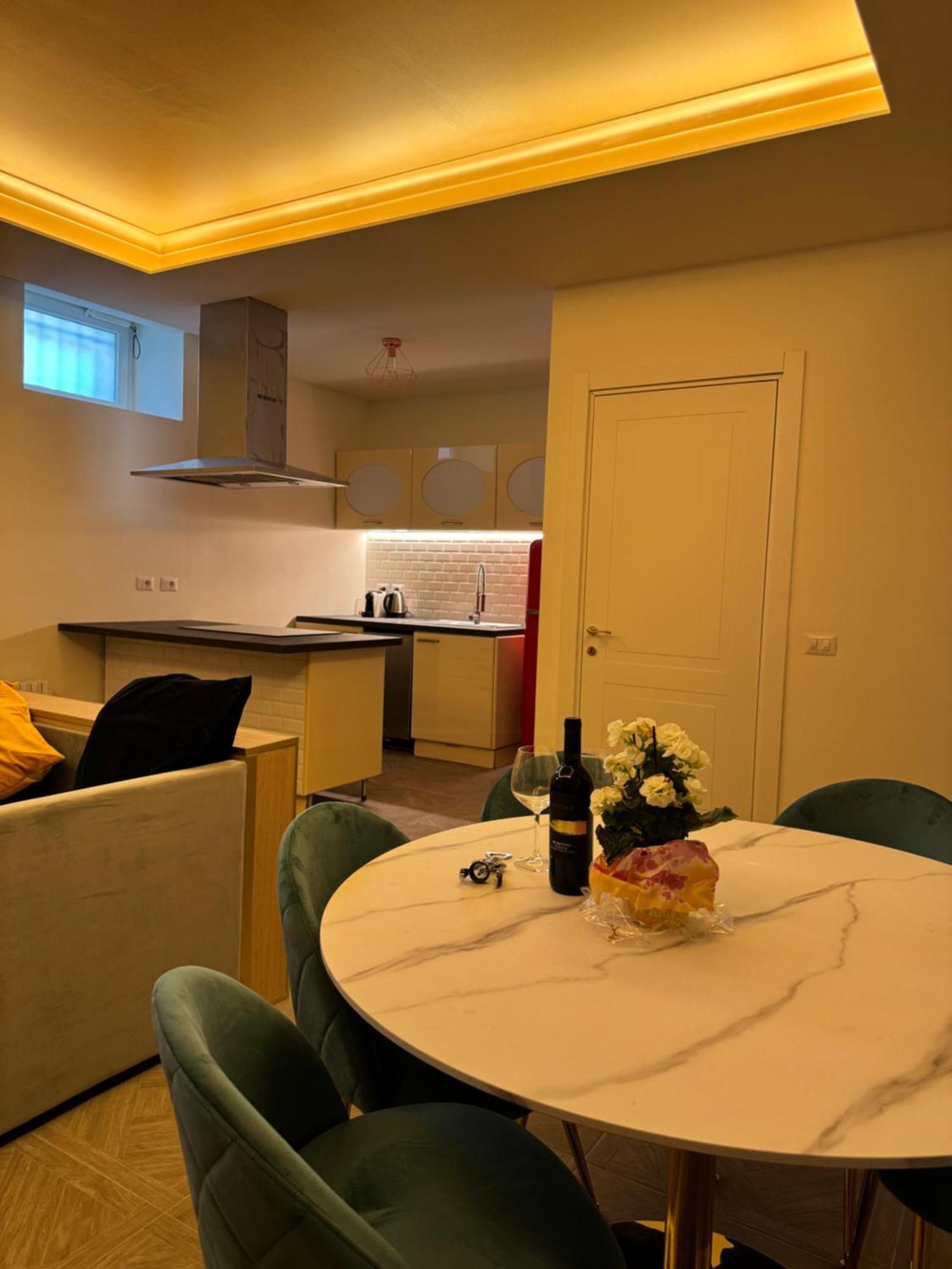 Isola Suites Milán Habitación foto